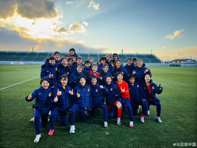 日本女子足球队备战国际比赛