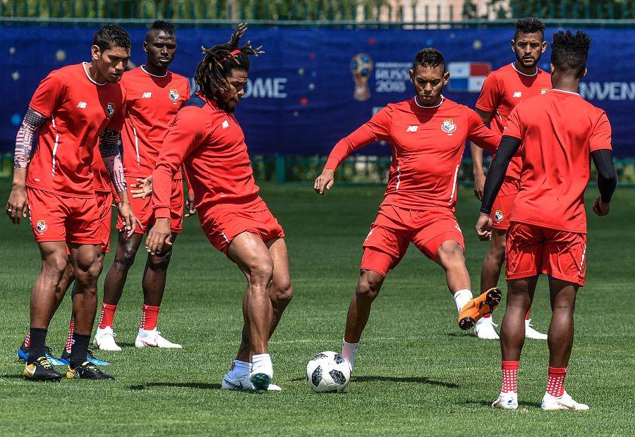 美国队实力碾压夺得团体赛冠军 美国队实力碾压夺得团体赛冠军