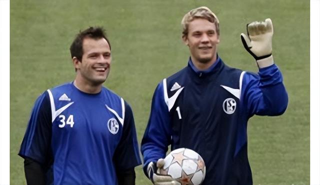 沙尔克新教练上任,球队变化将逐渐显现的简单介绍 沙尔克新教练上任,球队变化将逐渐显现的简单介绍