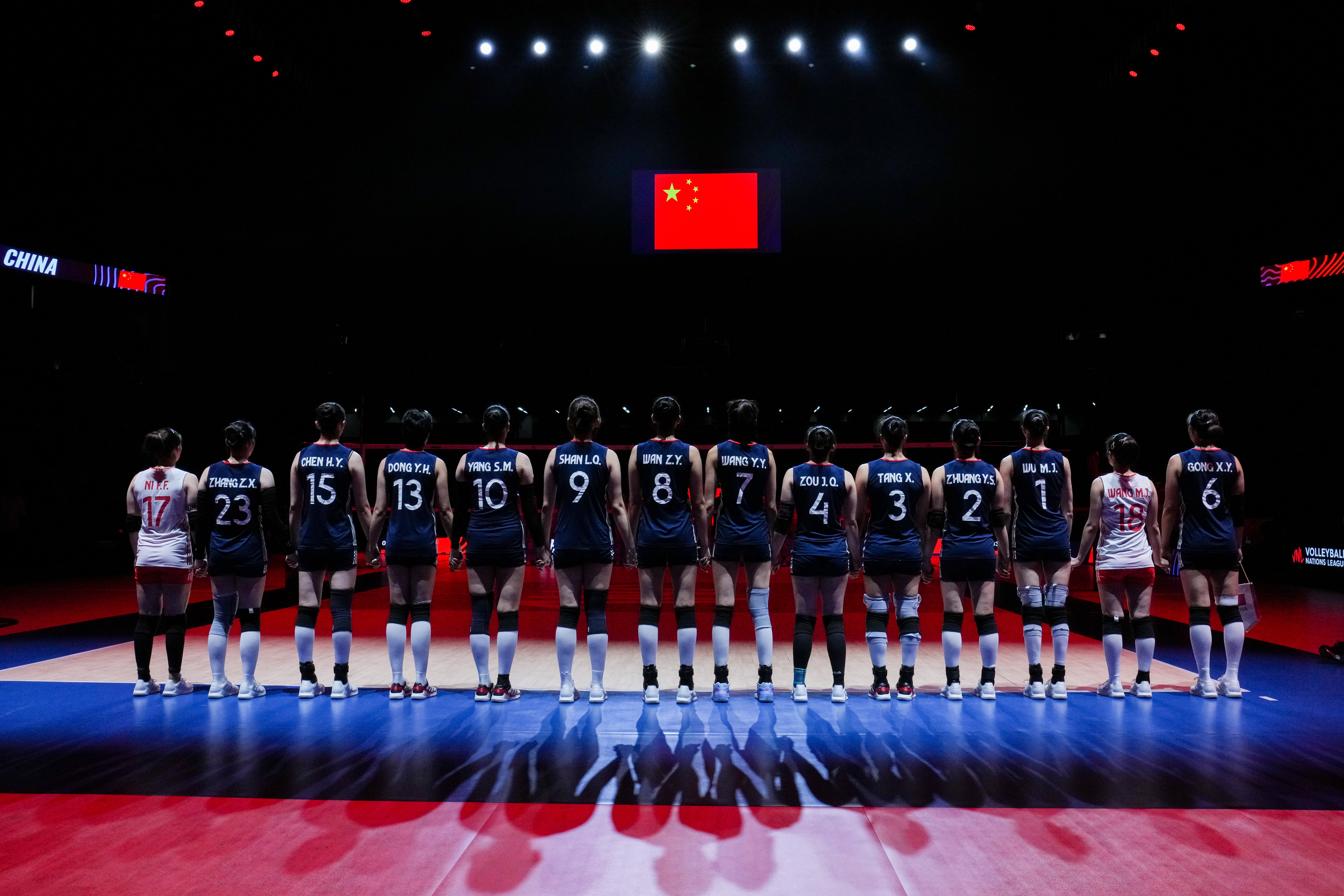 开云体育中国-排球赛场强强对话，中国队将全力拼搏！的简单介绍