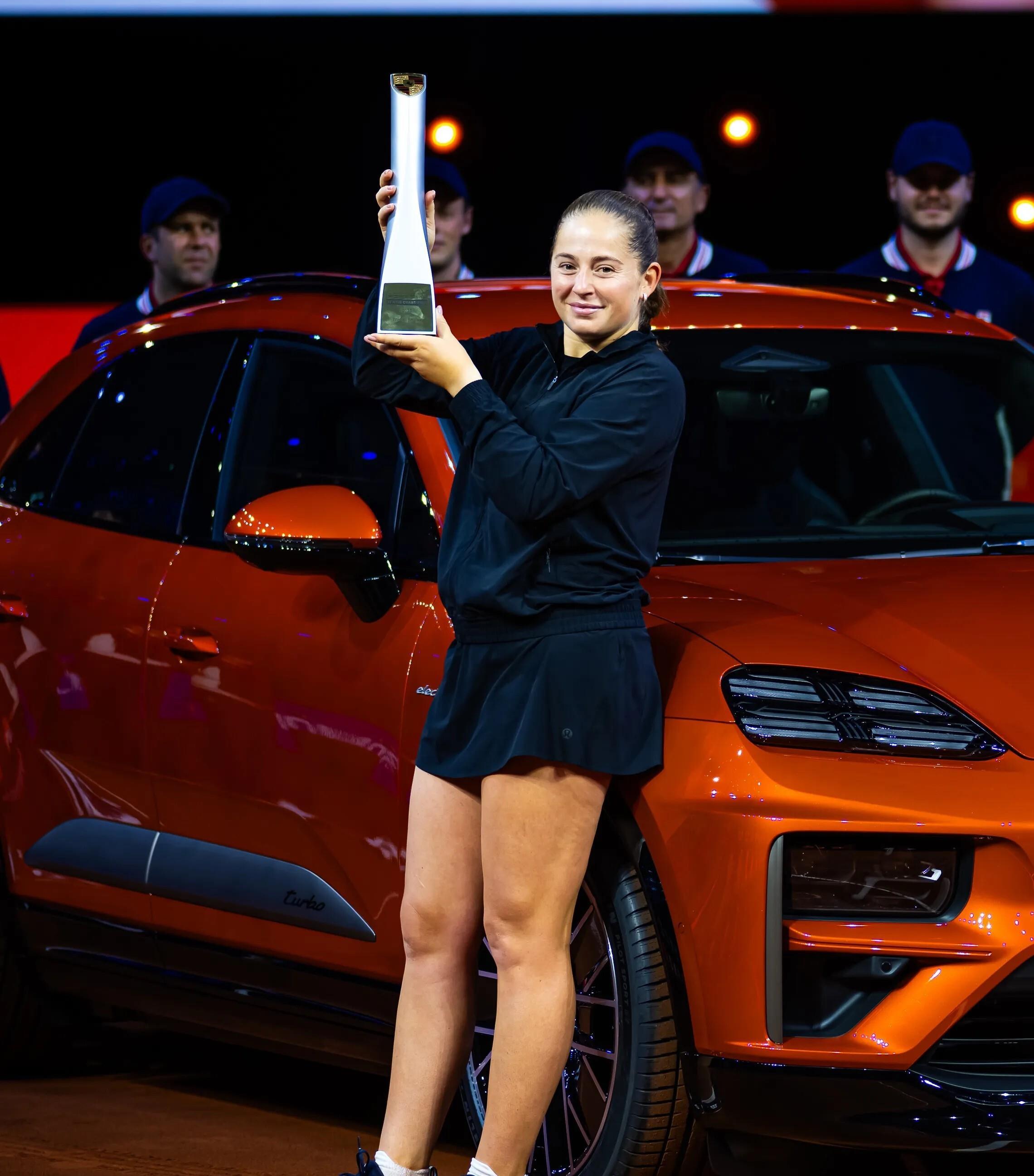 关于斯图加特遭遇连败,保级压力不小的信息 关于斯图加特遭遇连败,保级压力不小的信息