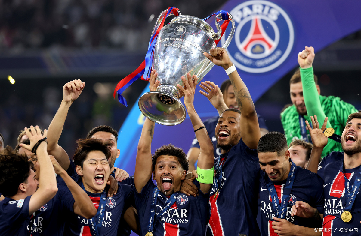 国王球员踢倒对手,助球队赢得比赛 国王球员踢倒对手,助球队赢得比赛