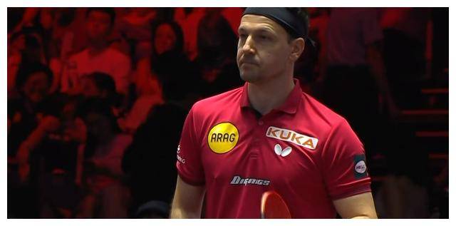 精彩进攻反守为攻,令人目不暇接 精彩进攻反守为攻,令人目不暇接