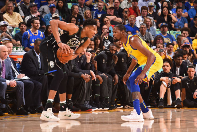 猛龙横扫雄鹿,取得五连胜 猛龙横扫雄鹿,取得五连胜