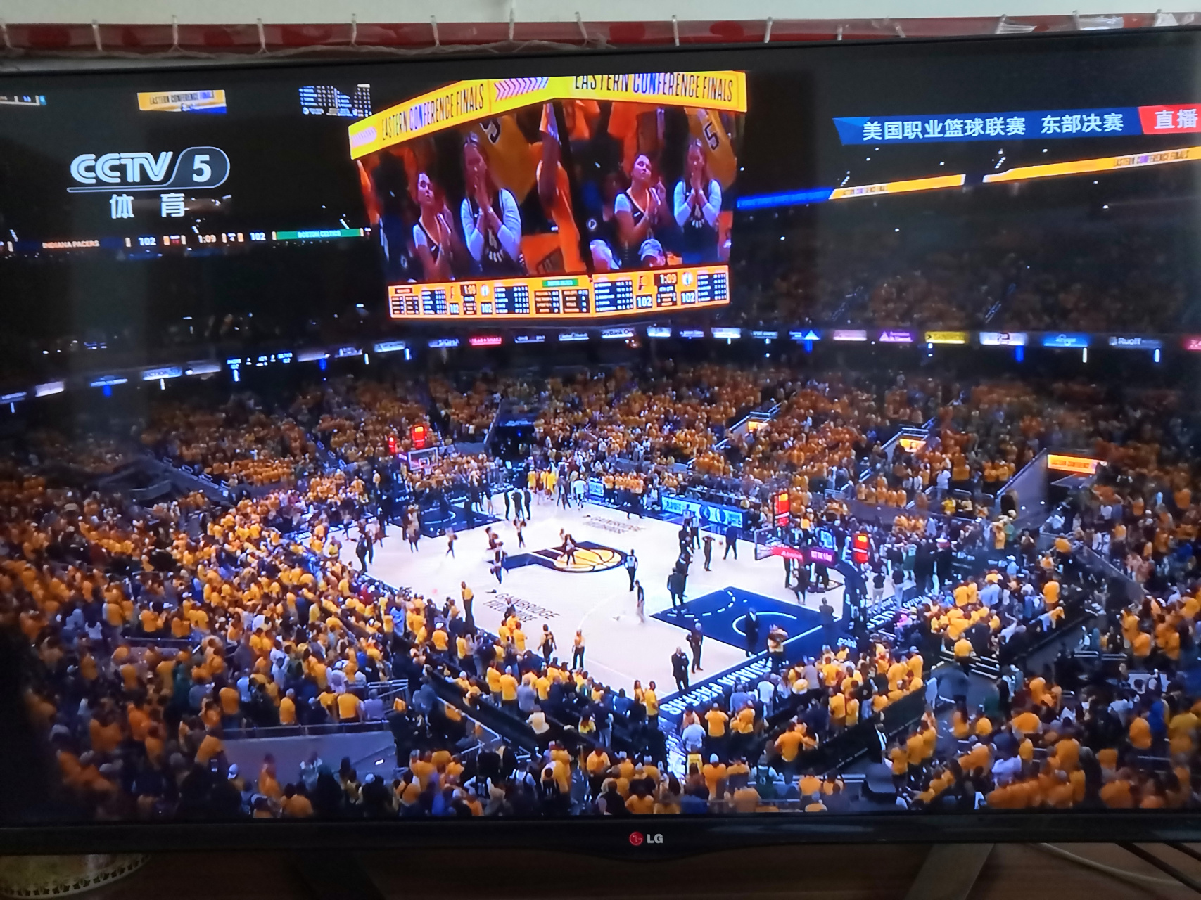 步行者发挥出色,东部竞争愈发激烈 步行者发挥出色,东部竞争愈发激烈