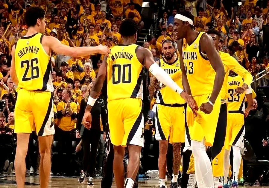 猛龙击败步行者，暂居东部第一的简单介绍