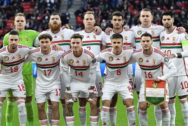 英格兰队在比赛中大放异彩，实现逆袭胜利的简单介绍