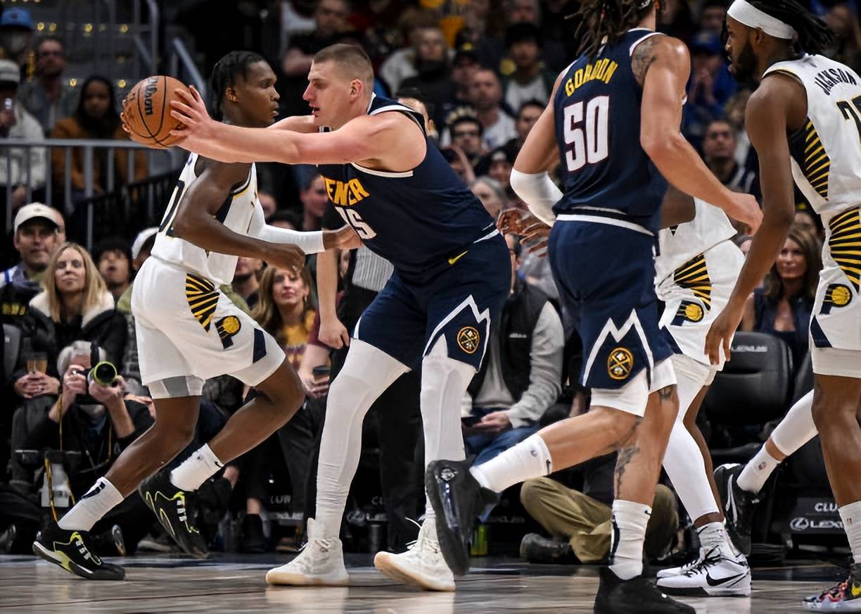 开云体育官方网站-关于步行者轻取塞尔维亚男篮，西蒙斯高光表现的信息