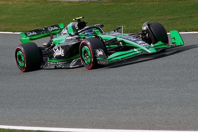 开云官网-关于阿斯顿马丁碾压红牛车队，周冠宇惊艳四座的信息